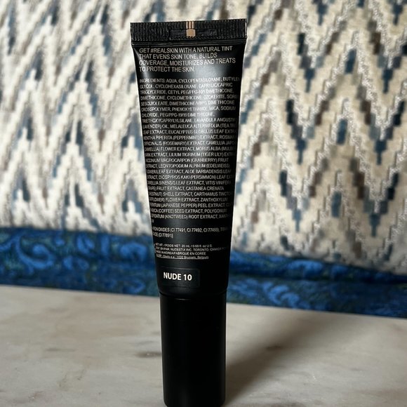 NUDE 10 - TINTED COVER LIQUID FOUNDATION - Picture 2 of 5